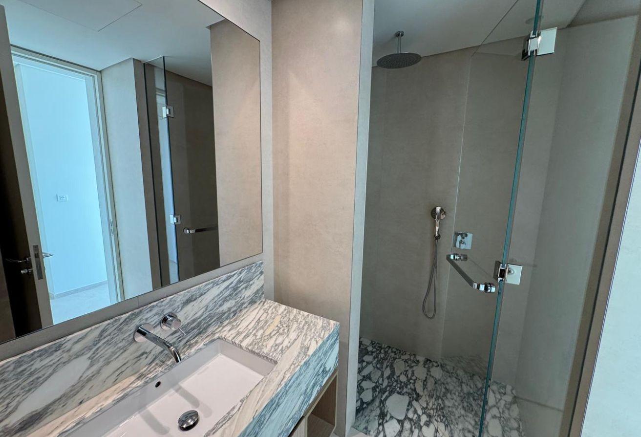 Brand New| High floor| Canal view photo 15