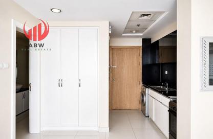 Apartment - Studio - 1 Bathroom for rent in Park Central - Business Bay - Dubai