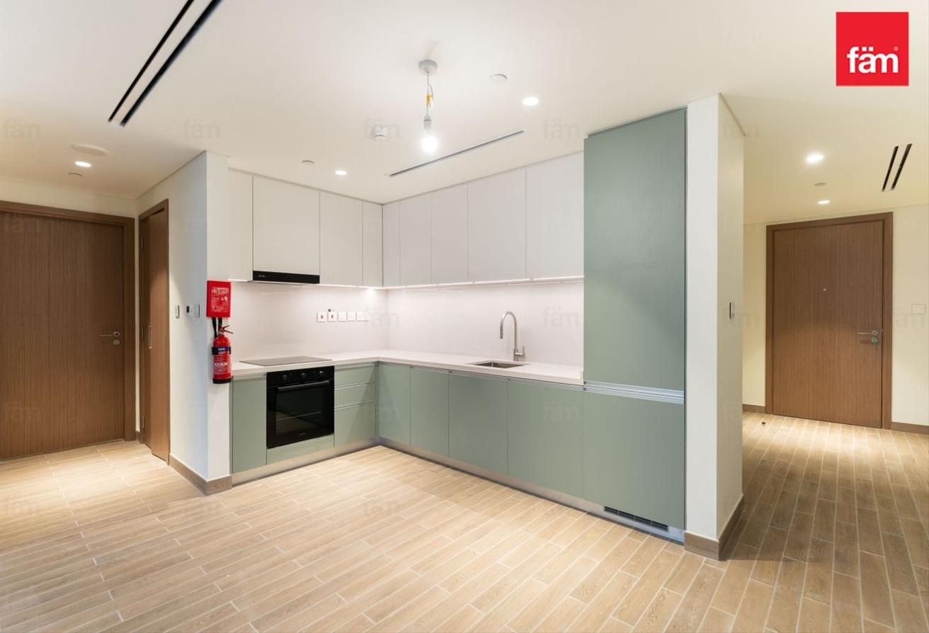 New | Ready | Lowest Price | Burj & Skyline Views photo 6