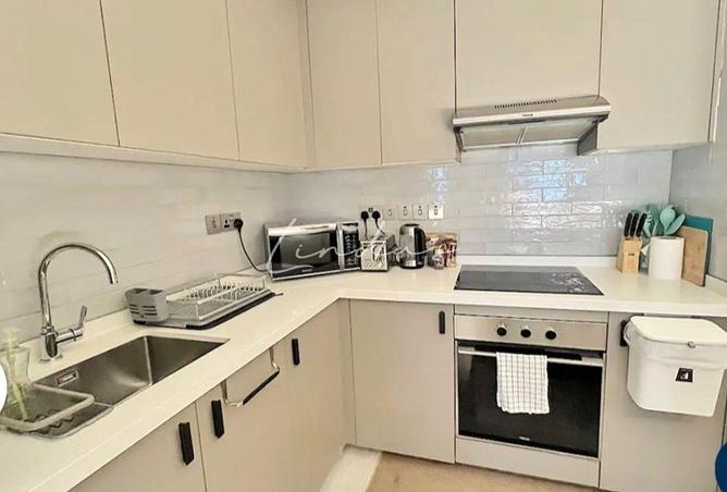 87866077 - Property Image 3