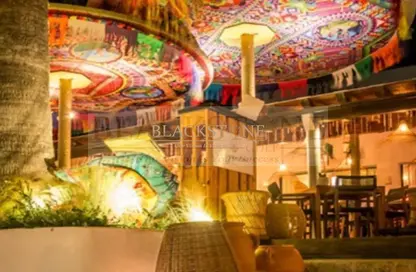 Villa - Studio - 2 Bathrooms for rent in Umm Suqeim 1 - Umm Suqeim - Dubai