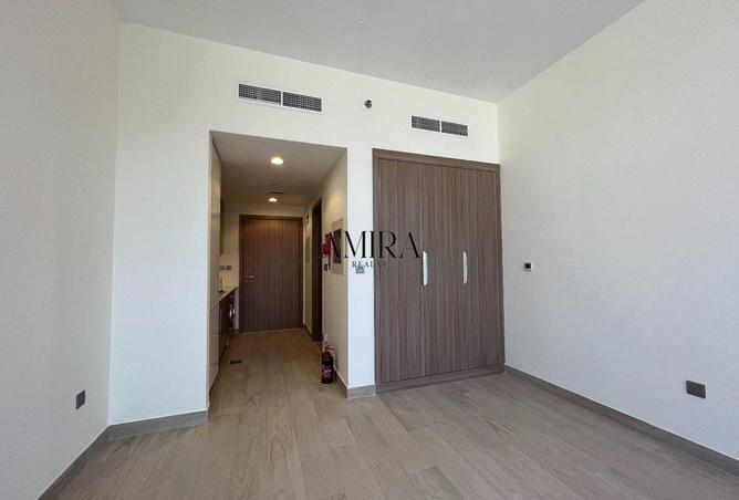 81119846 - Property Image 2