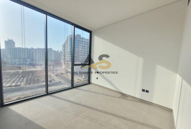 124271653 - Property Image 3