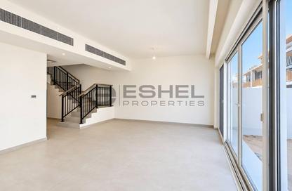 Townhouse - 4 - 4 for rent in Verona - Damac Hills 2 - Dubai