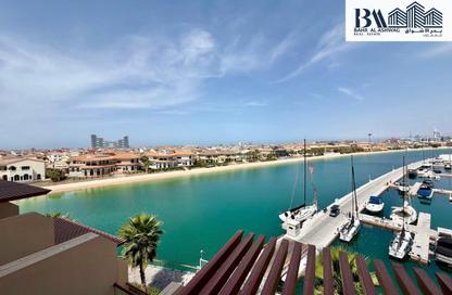 Apartment - Studio - 1 for rent in Palm Jumeirah - Dubai