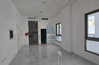 Apartment - 1 Bathroom for rent in Ajyad Building - District 10 - Jumeirah Village Circle - Dubai