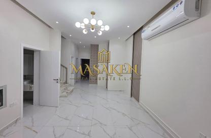 Townhouse - 5 Bedrooms - 7 Bathrooms for rent in Al Yasmeen 1 - Al Yasmeen - Ajman Townhouse - 5 Bedrooms - 7 Bathrooms for rent in Al Yasmeen 1 - Al Yasmeen - Ajman