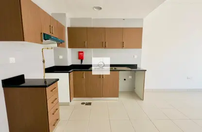 شقة - غرفة نوم - 2 حمامات للايجار في مساكن المطينة 03 - المطينة - ديرة - دبي