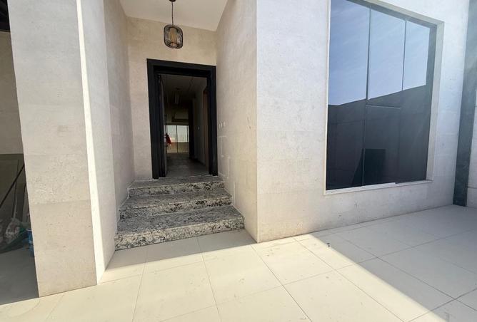 91810665 - Property Main Image