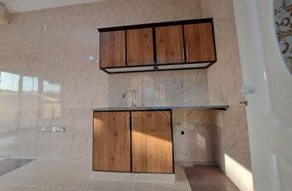 Apartment - Studio - 1 Bathroom for rent in Khalifa City A Villas - Khalifa City A - Khalifa City - Abu Dhabi