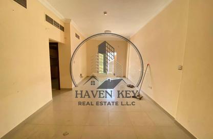 Apartment - 2 - 2 for rent in Fire Station Road - Muwaileh - Sharjah