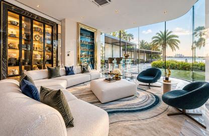 Villa - 7 - 7+ for sale in XXII Carat Villas - The Crescent - Palm Jumeirah - Dubai