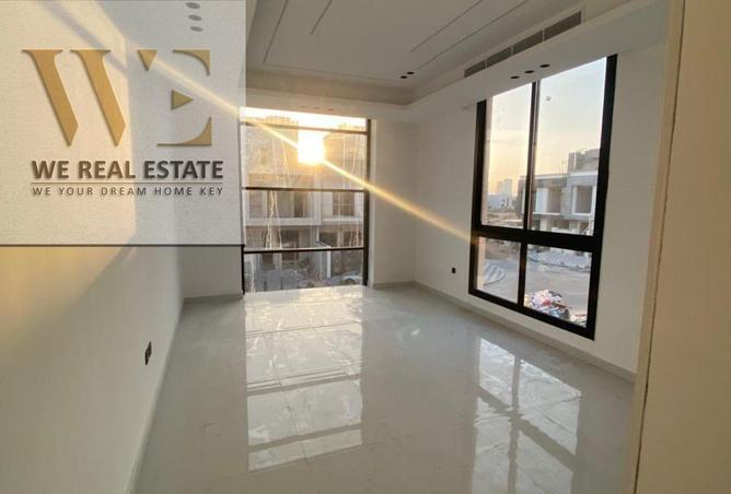 90940203 - Property Image 2
