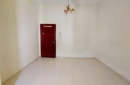 شقة - غرفة نوم - 1 حمام للايجار في طريق فاير ستاشن - مويلح - الشارقة