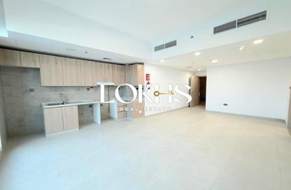 Apartment - 1 Bedroom - 2 Bathrooms for rent in Karimian 3 - Jumeirah Garden City - Al Satwa - Dubai