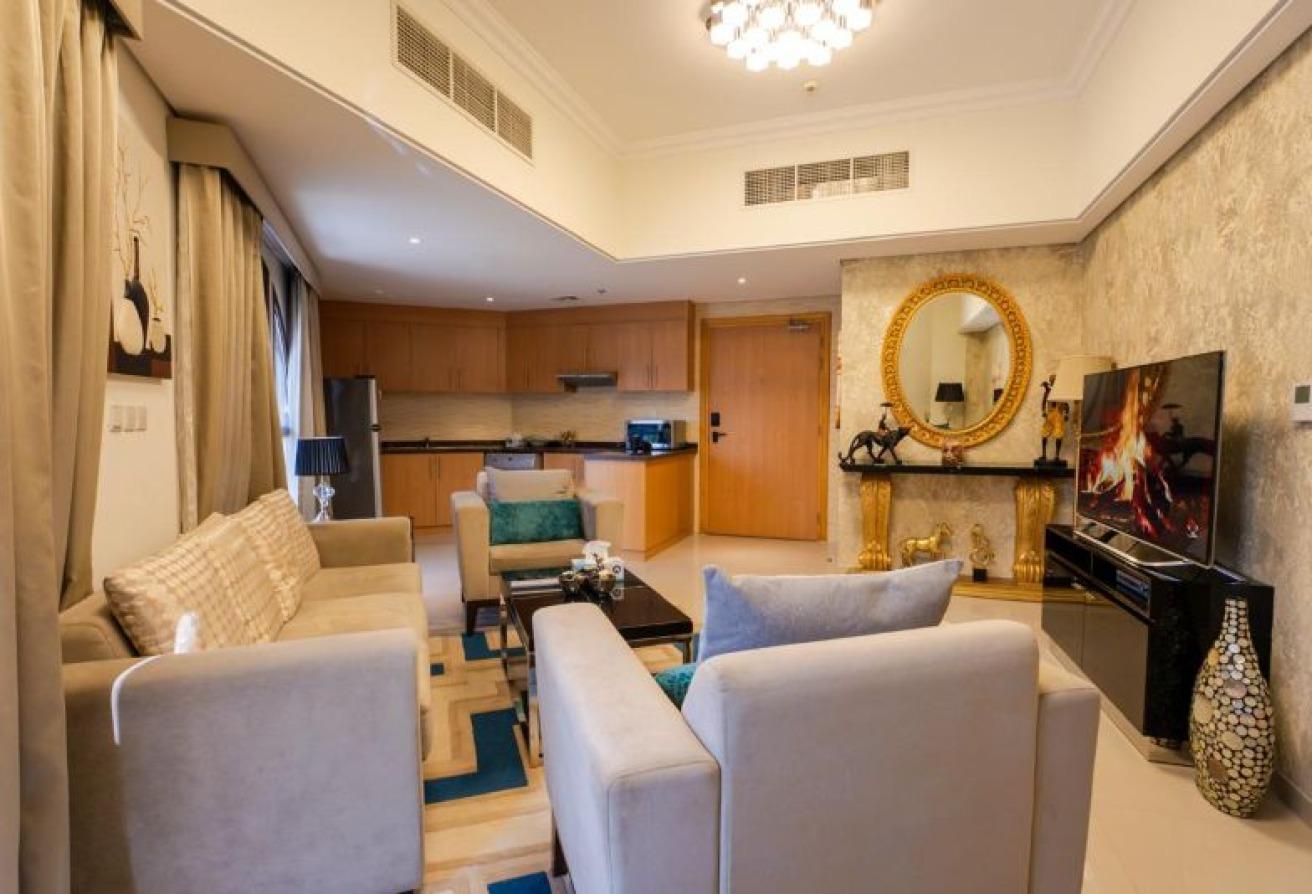 Spacious Fully Furnished | VACANT PERFECT LIVING photo 6