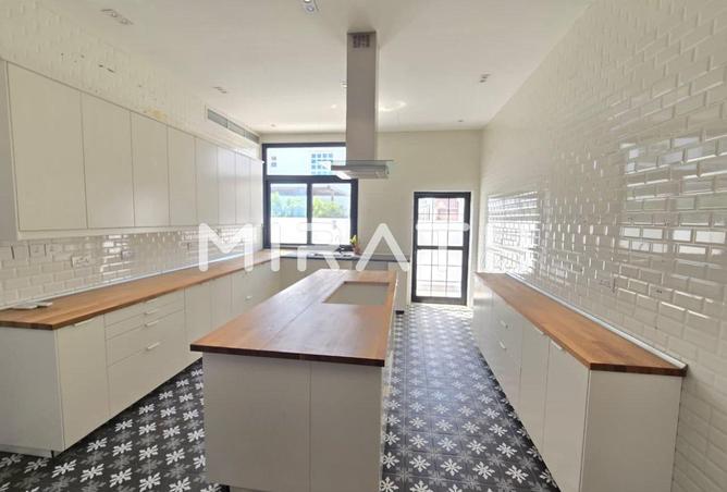 101270164 - Property Image 3