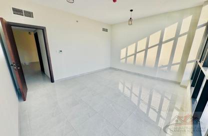 Full Floor - 7+ - 7+ for rent in Muwailih Building - Muwaileh - Sharjah