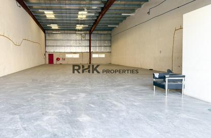 Warehouse - Studio for rent in Dubai Investment Park 2 (DIP 2) - Dubai Investment Park (DIP) - Dubai