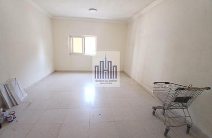 Apartment - Studio - 1 Bathroom for rent in Fire Station Road - Muwaileh - Sharjah Apartment - Studio - 1 Bathroom for rent in Fire Station Road - Muwaileh - Sharjah