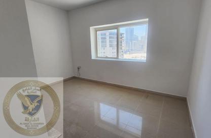 Apartment - Studio - 1 Bathroom for rent in New Al Taawun Road - Al Taawun - Sharjah