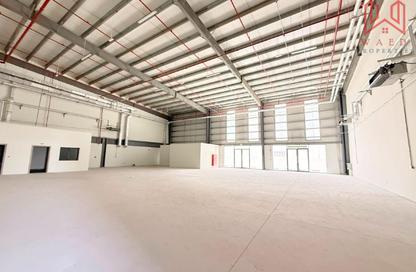 Warehouse - Studio - 1 Bathroom for rent in Dubai Investment Park 1 (DIP 1) - Dubai Investment Park (DIP) - Dubai