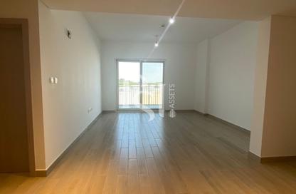 Apartment - 1 - 1 for sale in Waters Edge - Yas Island - Abu Dhabi