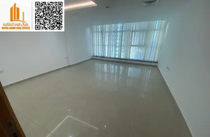 Apartment - 2 Bedrooms - 3 Bathrooms for rent in Cornish Tower - Al Rumaila - Ajman