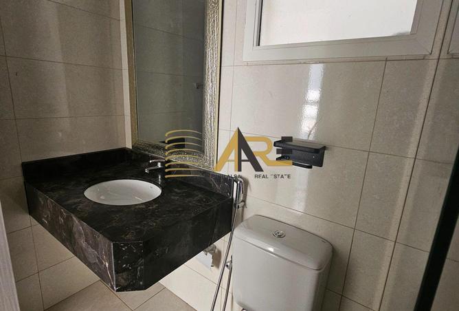 123367398 - Property Image 3