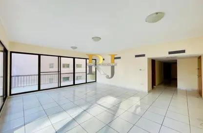 Apartment - 3 Bedrooms - 2 Bathrooms for rent in Golden Sands 1 - Mankhool - Bur Dubai - Dubai