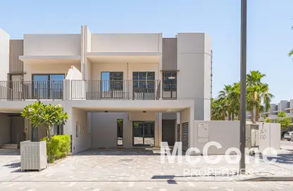 Villa - 4 Bedrooms - 5 Bathrooms for rent in MAG Arabic - Mohammed Bin Rashid City - Dubai
