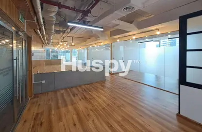 مكتب - 1 حمام للايجار في ون باي امنيات - الخليج التجاري - دبي
