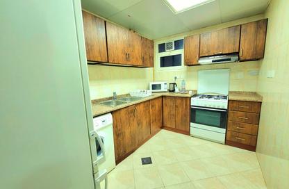 Apartment - 2 - 2 for rent in Hamdan Street - Abu Dhabi