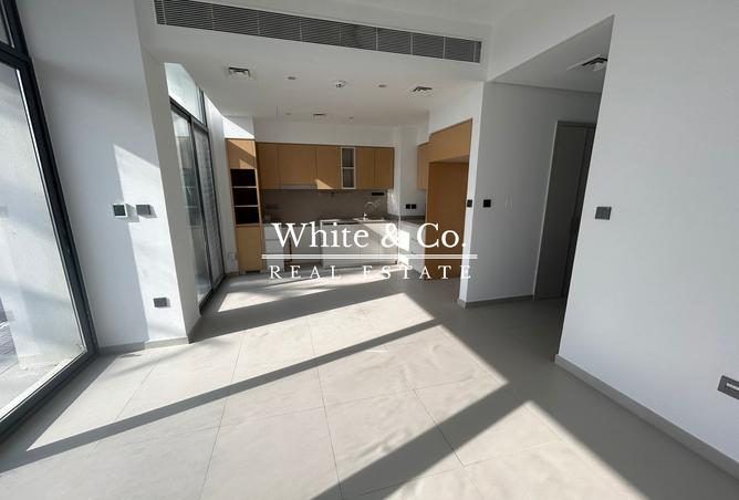 16020100 - Property Image 2