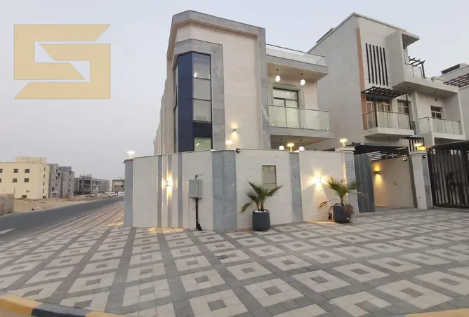 153739516 - Property Image 2