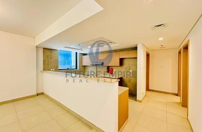 Apartment - 3 Bedrooms - 5 Bathrooms for rent in Haas Building - Jumeirah Garden City - Al Satwa - Dubai