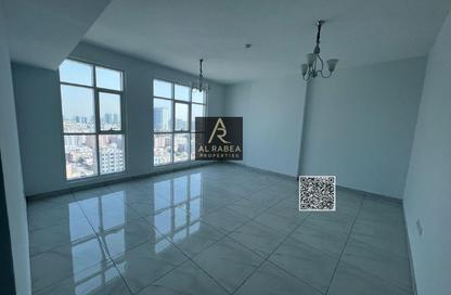 Apartment - 2 Bedrooms - 2 Bathrooms for rent in Corniche Tower - Ajman Corniche Road - Ajman