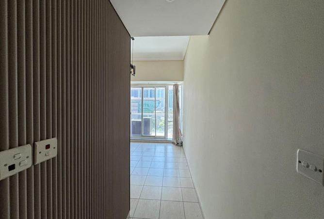1BR| Community view| Vacant| With Balcony|Hot Deal photo 2