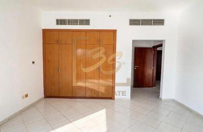 Apartment - 1 - 2 for rent in Hub Canal 1 - Hub Golf View Apartments - Dubai Sports City - Dubai