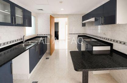 Apartment - 3 Bedrooms - 4 Bathrooms for rent in Al Majaz 3 - Al Majaz - Sharjah Apartment - 3 Bedrooms - 4 Bathrooms for rent in Al Majaz 3 - Al Majaz - Sharjah