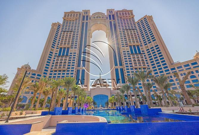 UPCOMING | High Level | Corner | Sea View