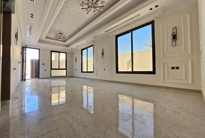 74621135 - Property Image 2