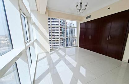 Apartment - 2 Bedrooms - 2 Bathrooms for rent in Oasis Tower 1 - Dubai Sports City - Dubai