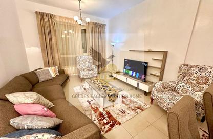 Apartment - 2 - 2 for rent in Rose Tower 1 - Rose Tower - Al Khan - Sharjah Apartment - 2 - 2 for rent in Rose Tower 1 - Rose Tower - Al Khan - Sharjah