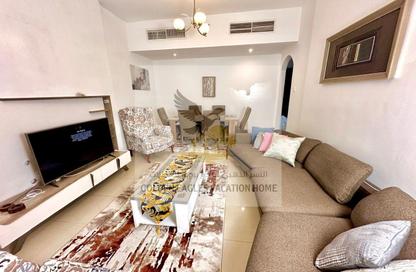 Apartment - 2 - 2 for rent in Rose Tower 1 - Rose Tower - Al Khan - Sharjah Apartment - 2 - 2 for rent in Rose Tower 1 - Rose Tower - Al Khan - Sharjah