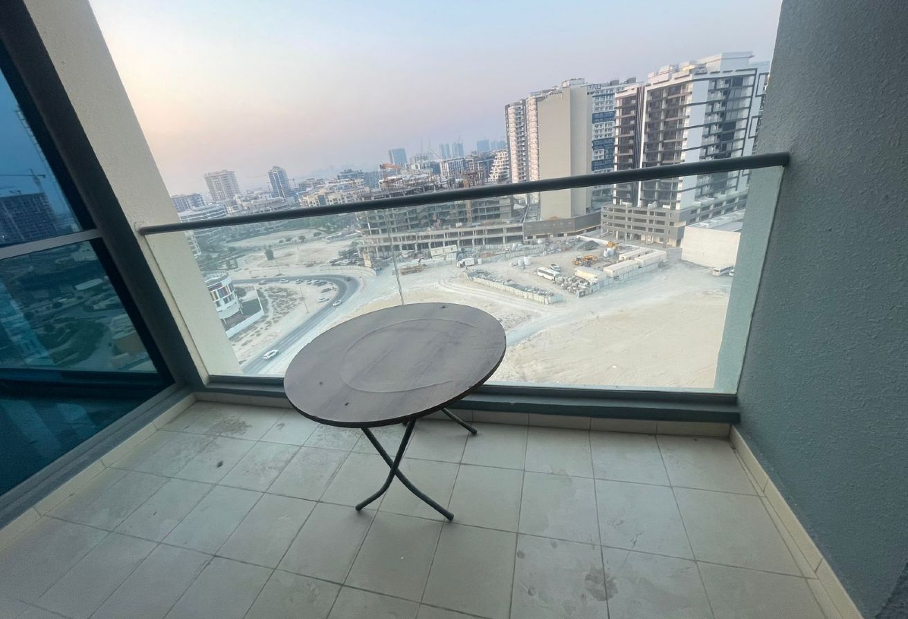 Lowest Rent| Spacious Unit| Ready to Move — image 8