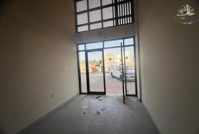 81960207 - Property Image 3