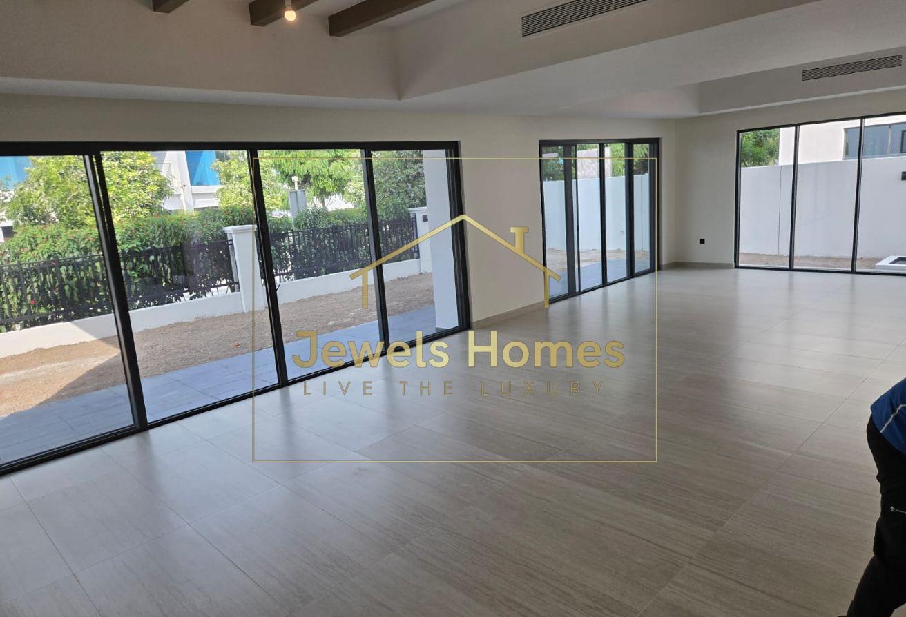 6BR Villa | Green Belt | Prime Location photo 16