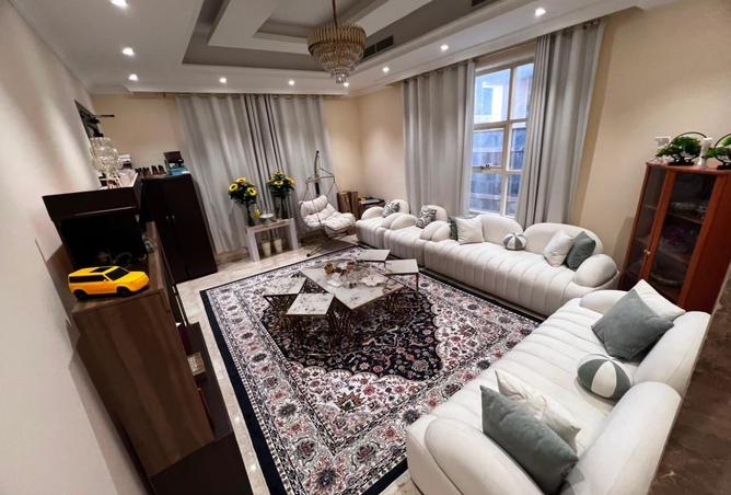 property-image