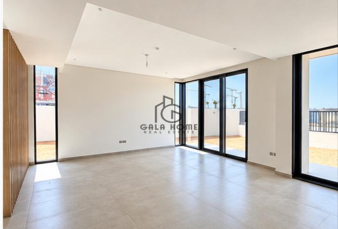 Single Row I Best Location I Investors Deal